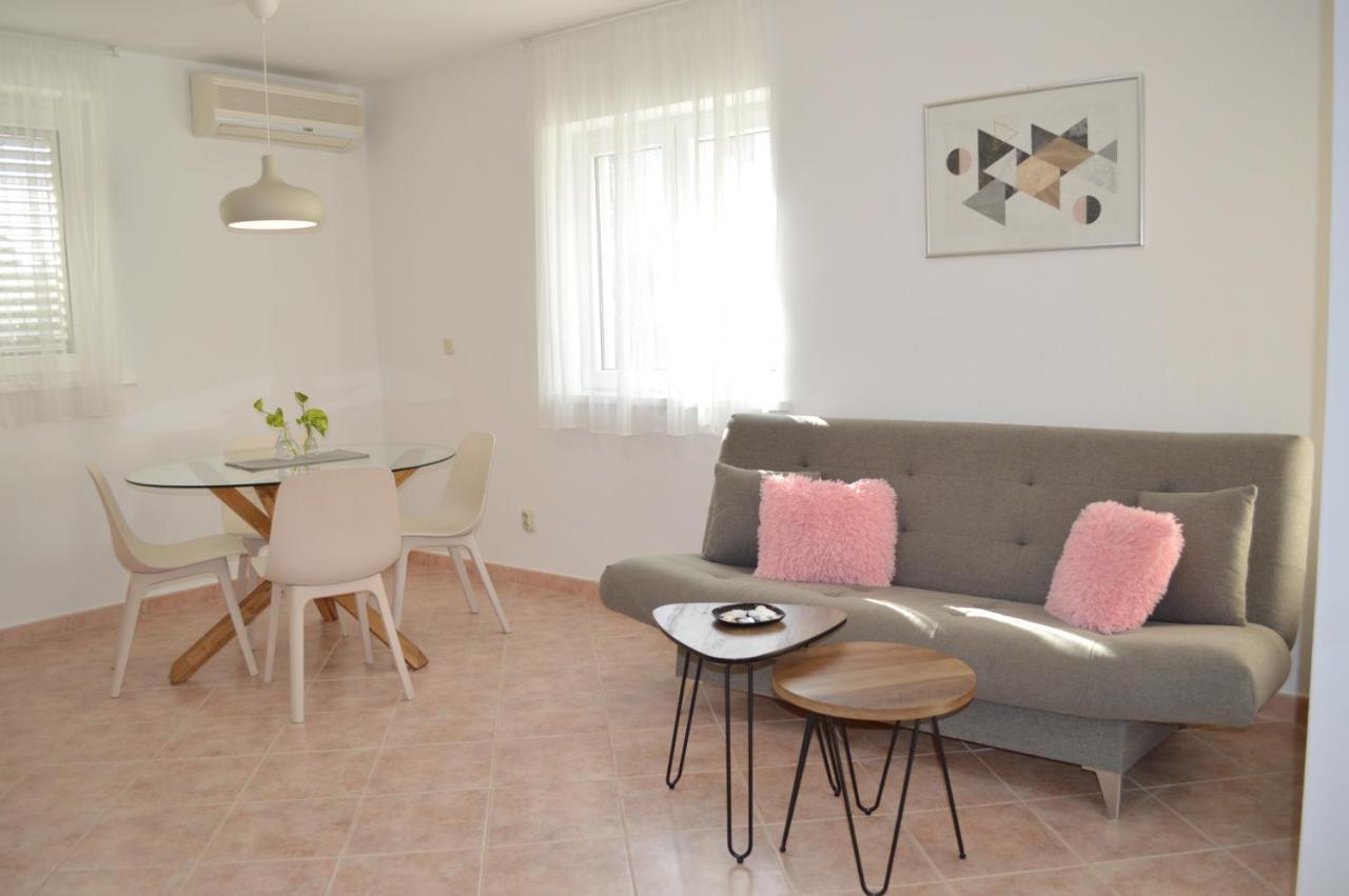 Apartmani Milin Zadar Exterior photo